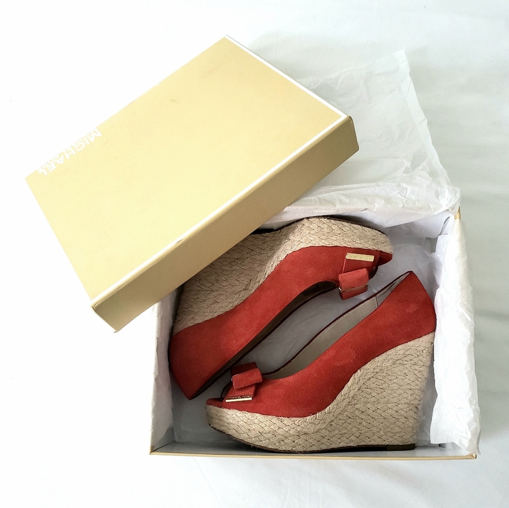 Michael Kors Platform Sandals - Picture 1 of 5